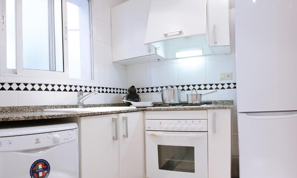 Alguera Apartments Napols Barcelona Rom bilde